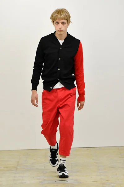 Look 5